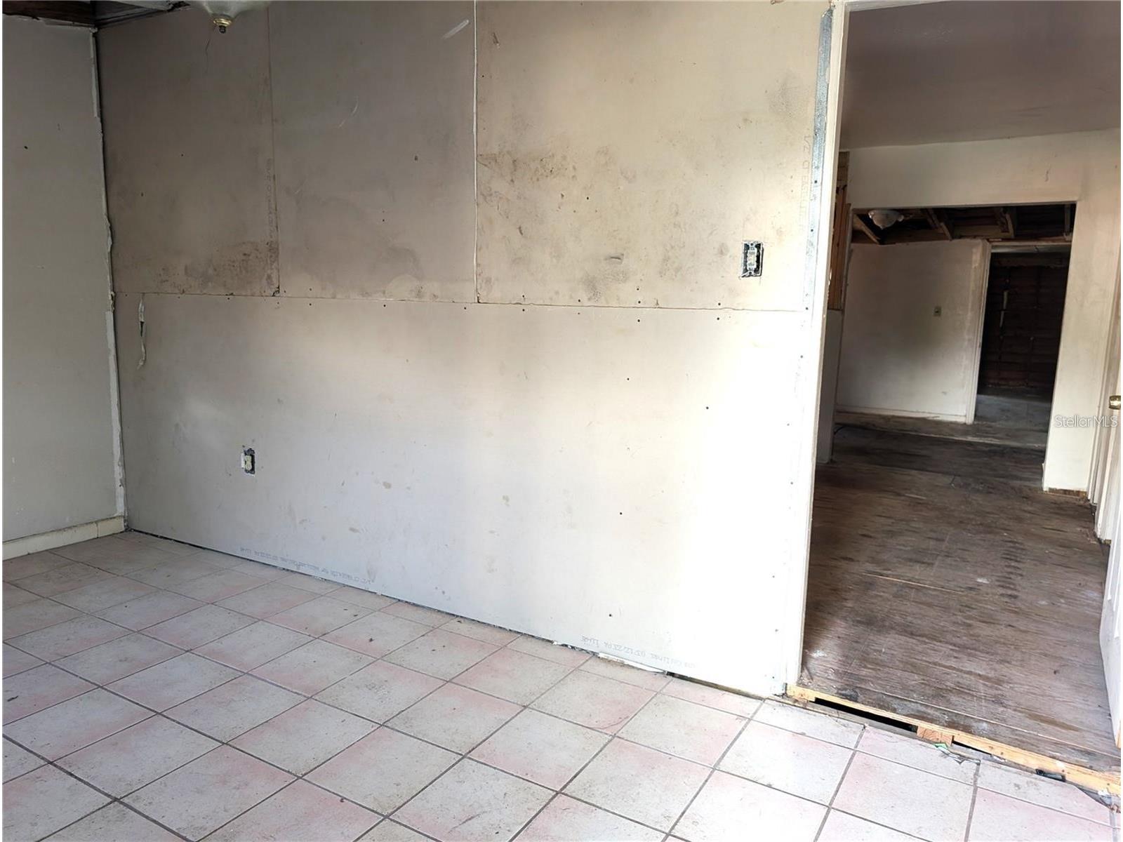 3706 N 36th Street Tampa FL 33610 TB8522458 image6
