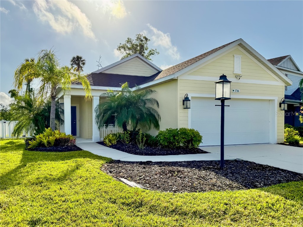 3706 Shimmering Oaks Drive Parrish FL 34219 A4647643 image1