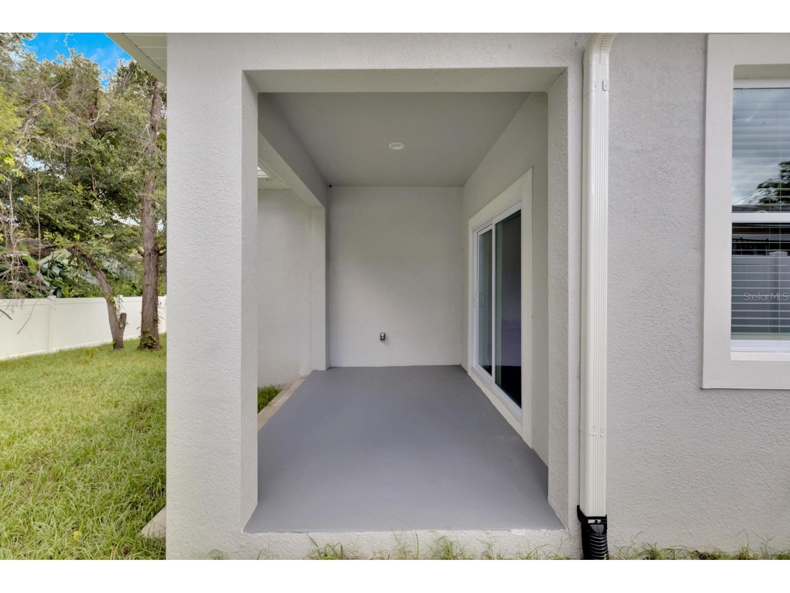 3706 Wiggins Leaf Street Tampa FL 33619 W7884341 image34