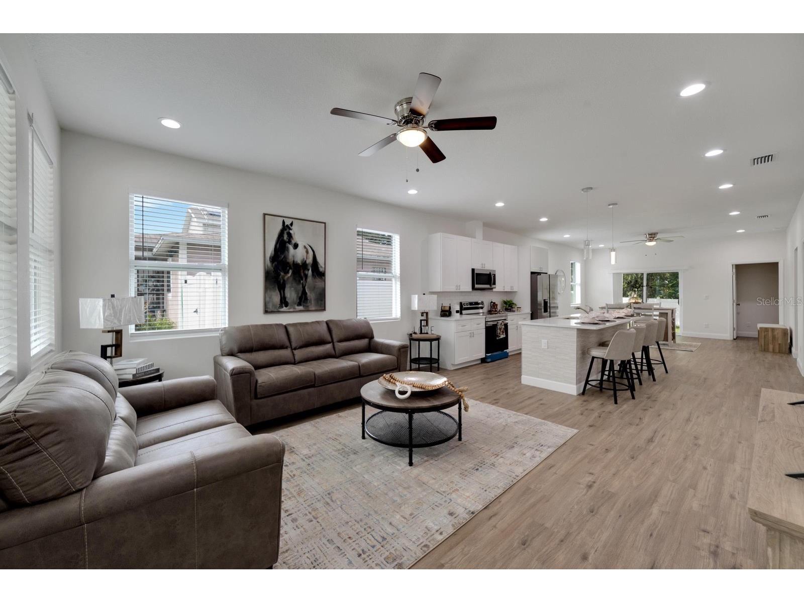3706 Wiggins Leaf Street Tampa FL 33619 W7884341 image4