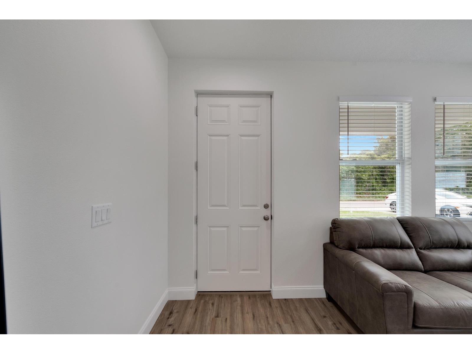 3706 Wiggins Leaf Street Tampa FL 33619 W7884341 image5