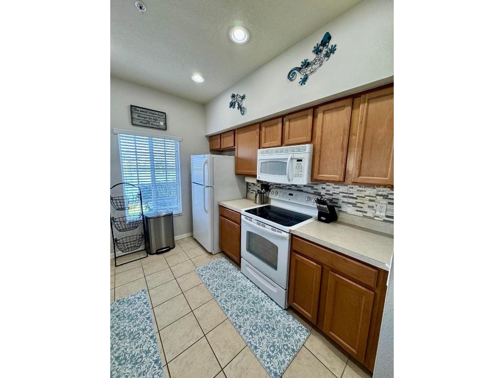3707 45th Terrace W #101 Bradenton FL 34210 A4675435 image7