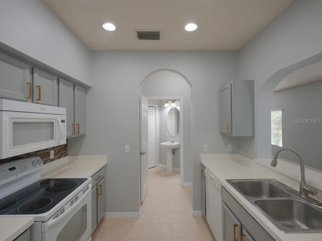 3707 45th Terrace W #107 Bradenton FL 34210 A4660943 image16