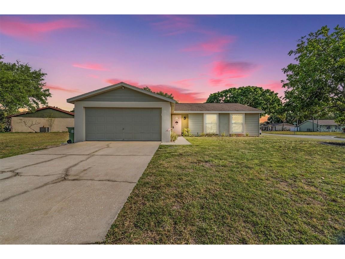 3707 67th Street W Bradenton FL 34209 W7863221 image1