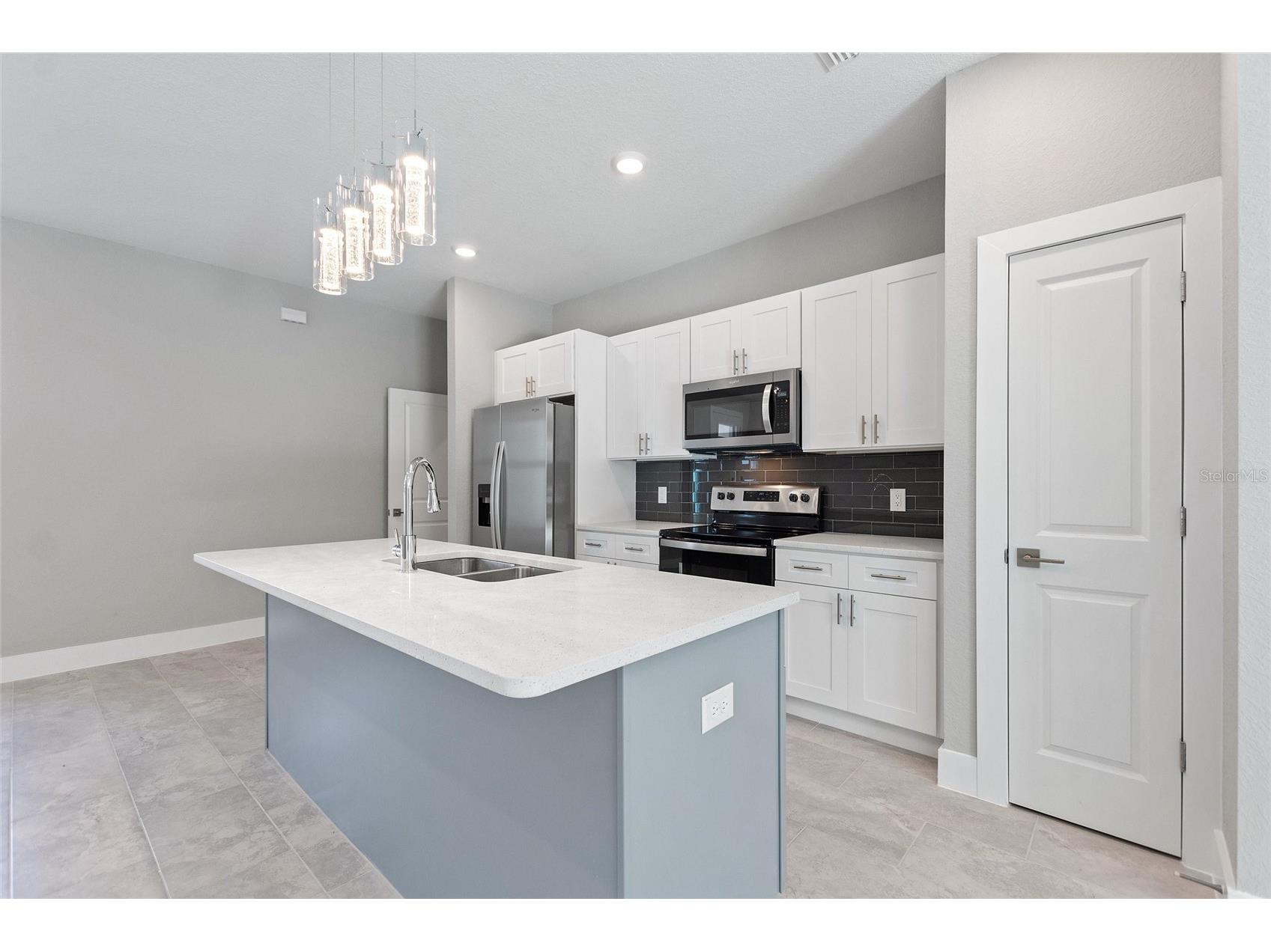 3707 Fontainebleau Street North Port FL 34287 O6404852 image9