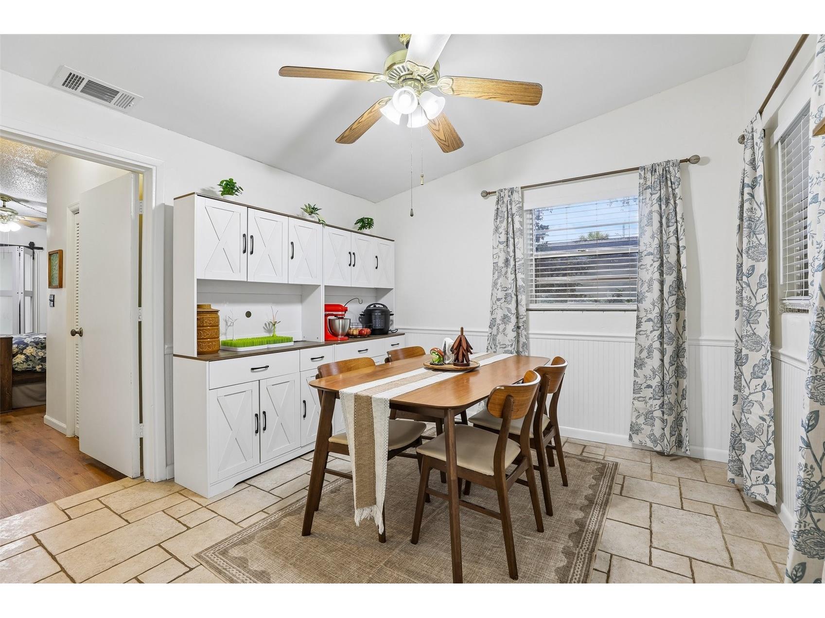 3707 March Avenue Orlando FL 32806 O6414312 image10