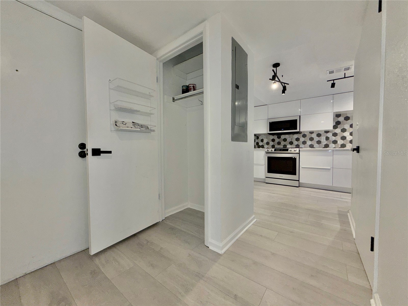 3707 Pine Cone Circle Clearwater FL 33760 TB8507521 image4