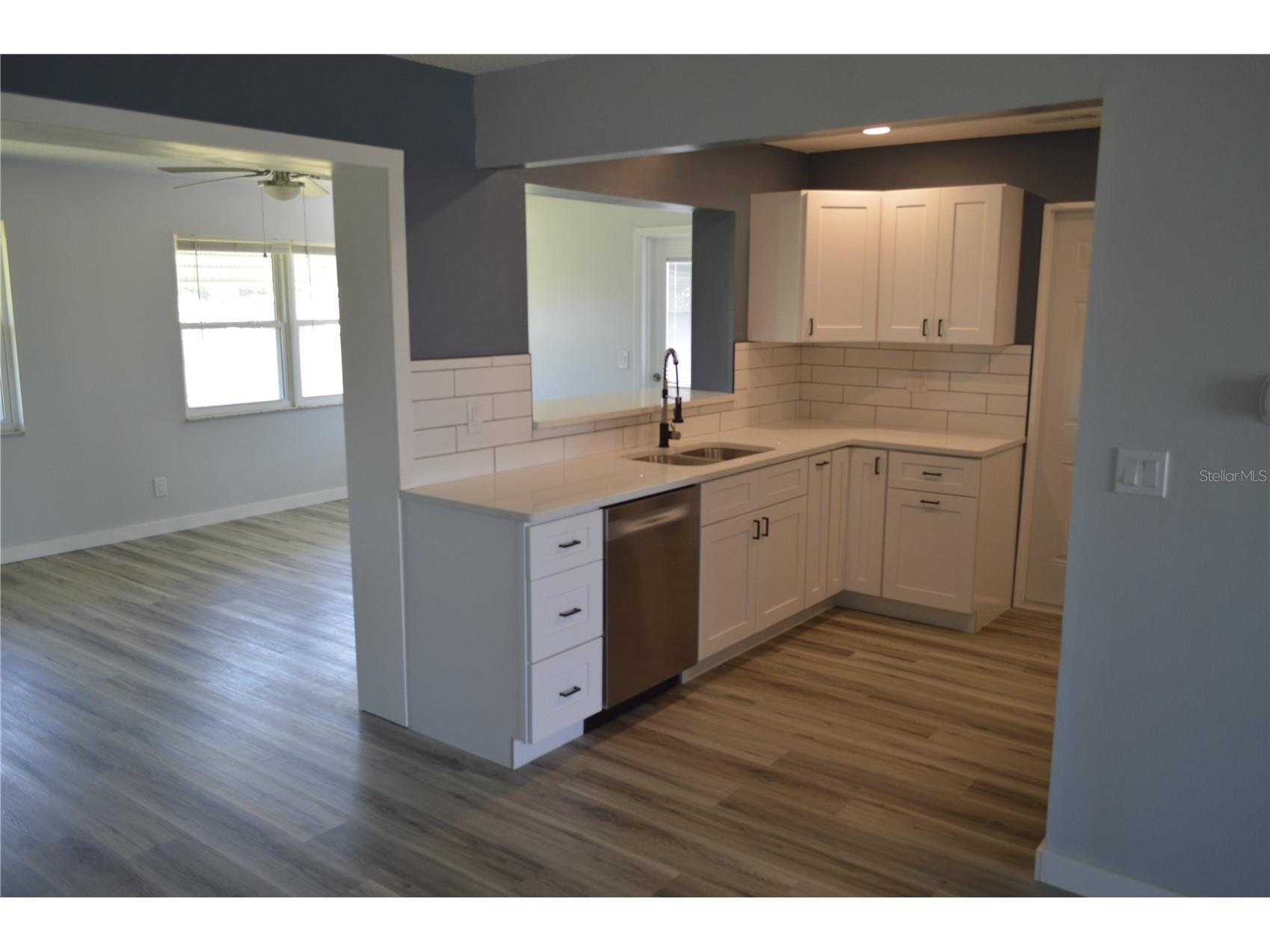 3708 97th Avenue N Pinellas Park FL 33782 TB8505253 image7