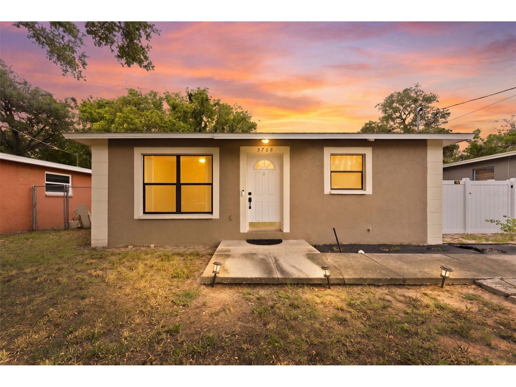 3708 E Idlewild Avenue Tampa FL 33610 TB8523418 image1