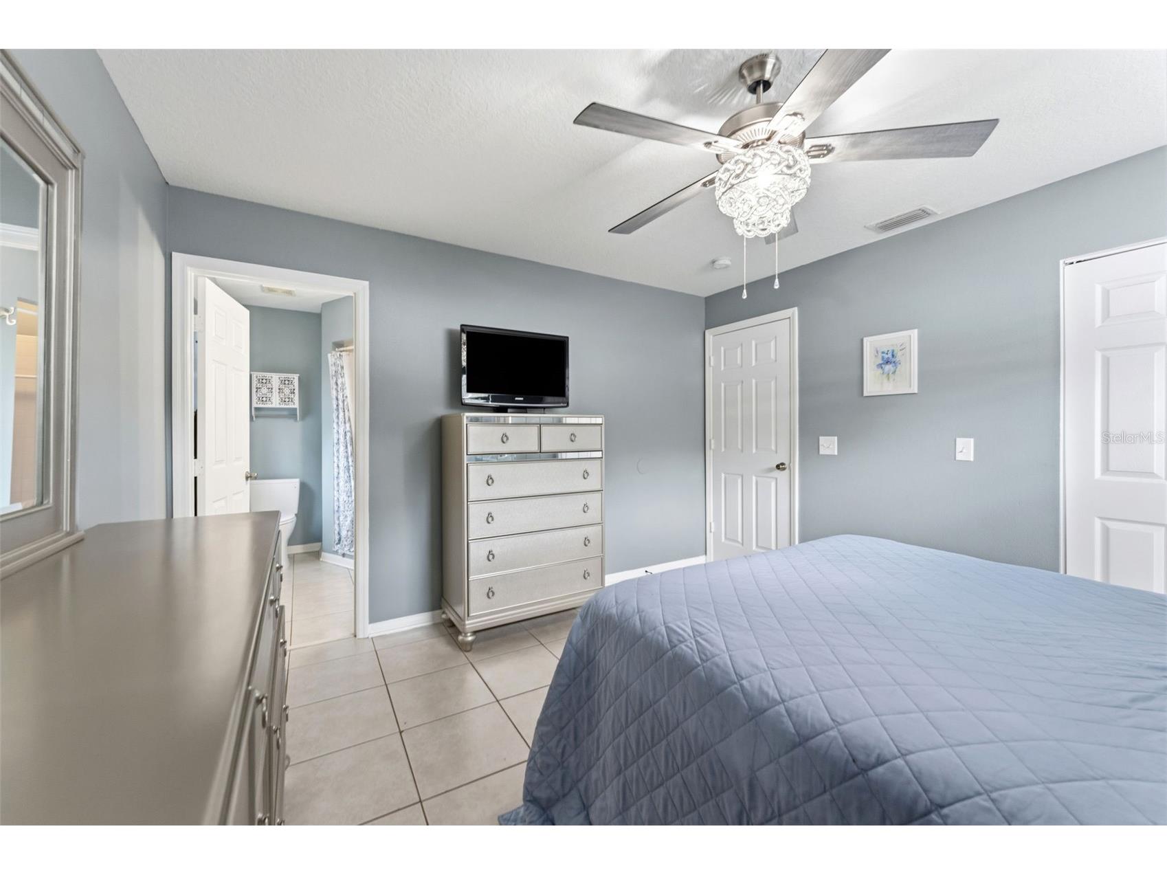 3708 E Idlewild Avenue Tampa FL 33610 TB8523418 image16