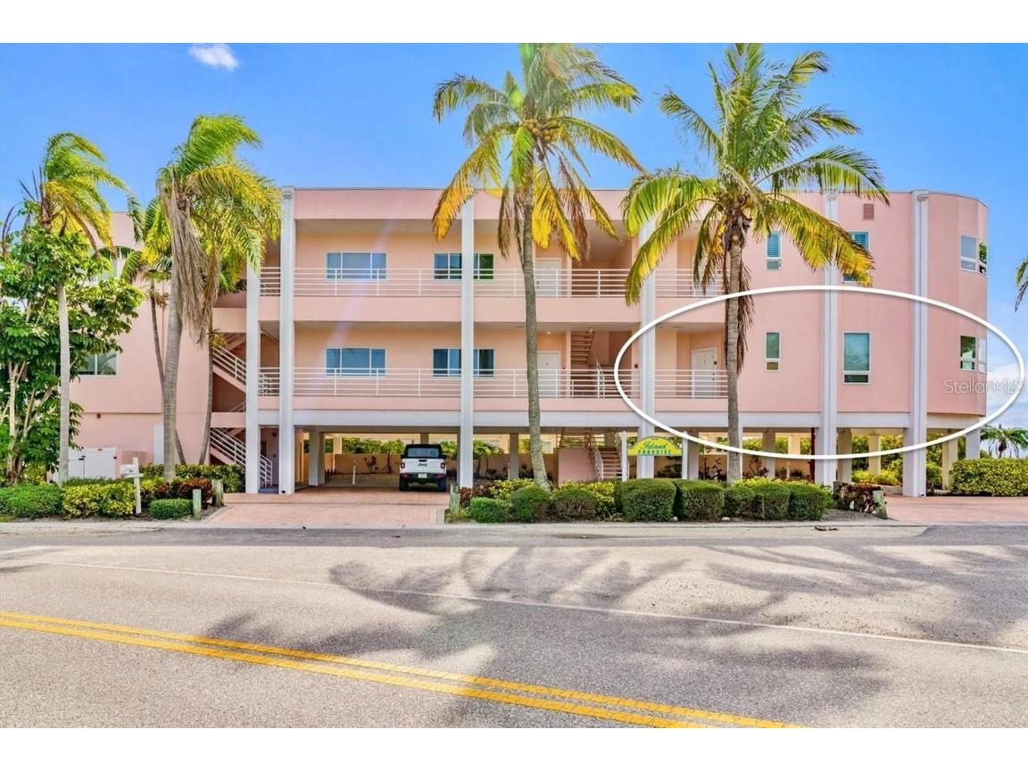 3708 Gulf Drive #1 Holmes Beach FL 34217 - GULF OF AMERICA A4673770 image2