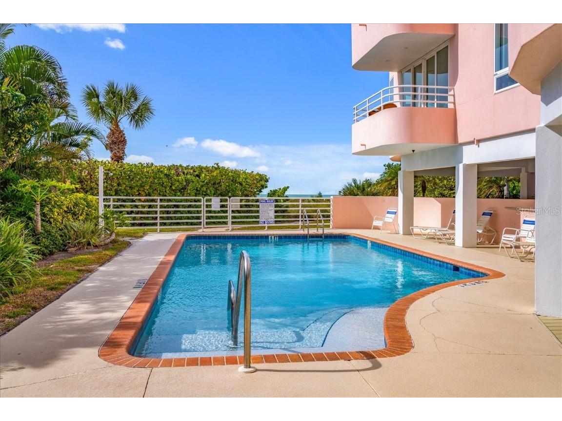 3708 Gulf Drive #1 Holmes Beach FL 34217 - GULF OF AMERICA A4673770 image4