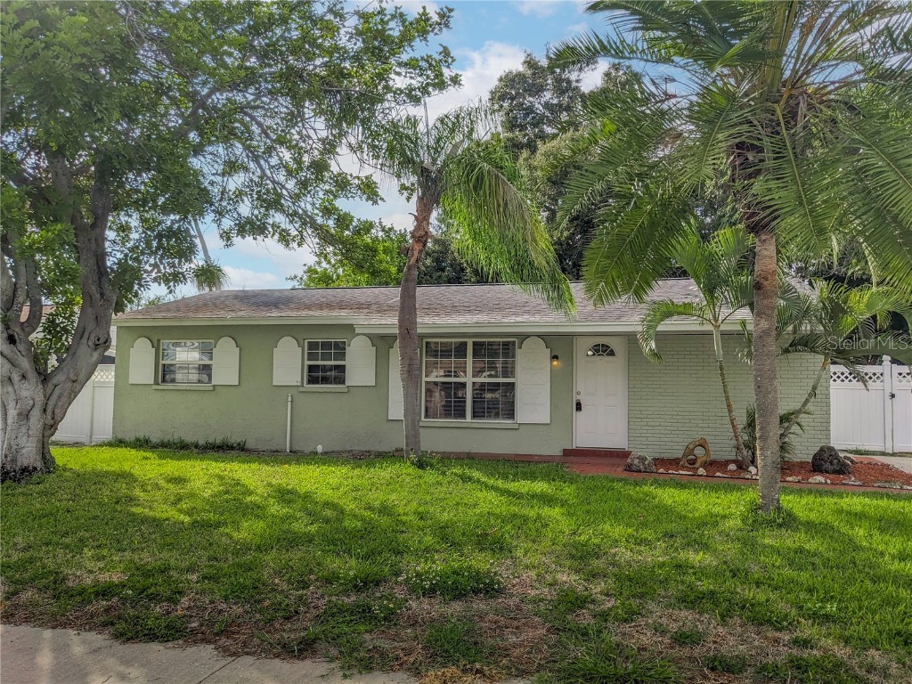 3708 Highland Avenue W Bradenton FL 34205 A4586280 image1