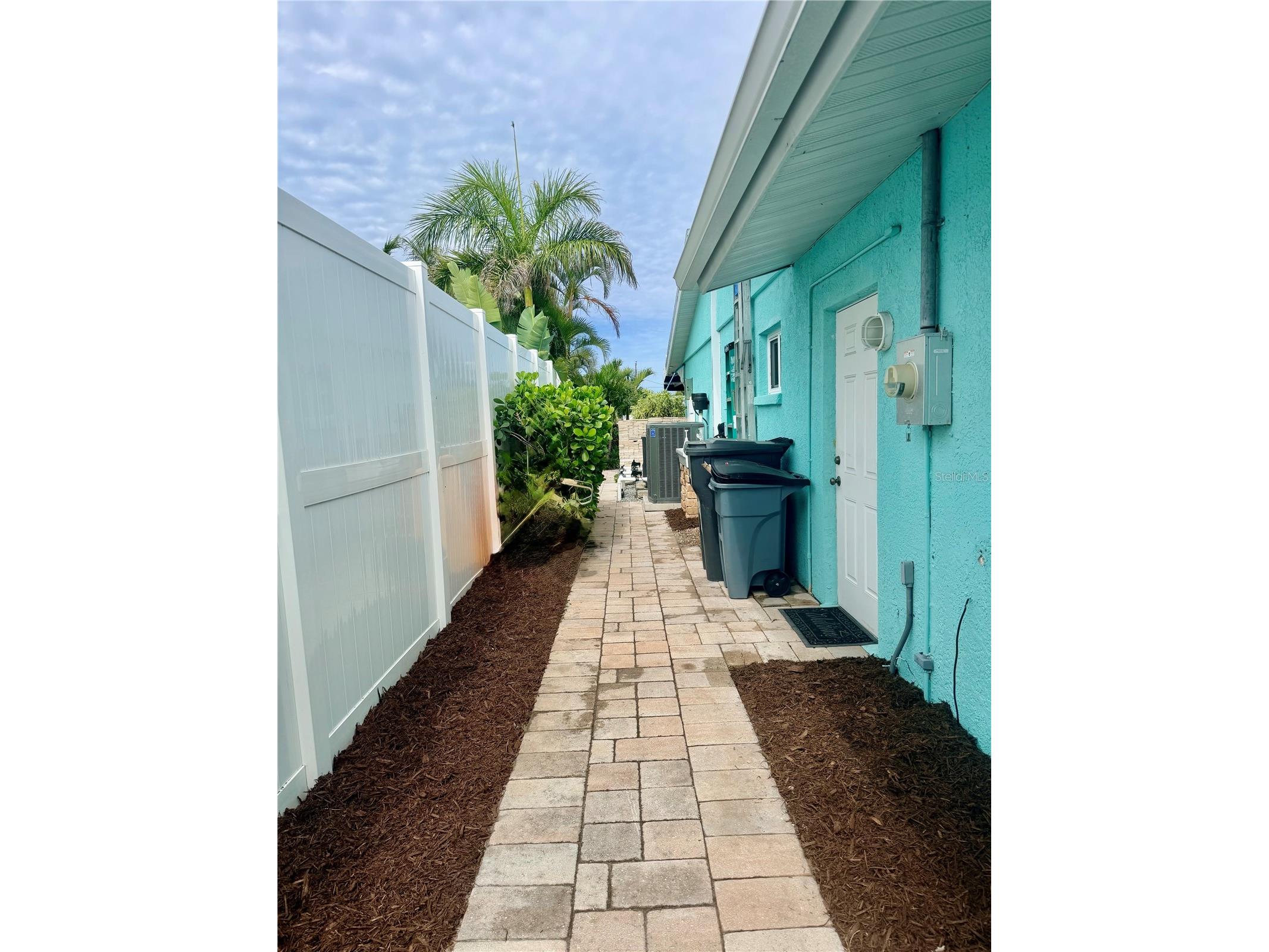 3708 Royal Palm Drive Bradenton FL 34210 - PALMA SOLA BAY O6402017 image33
