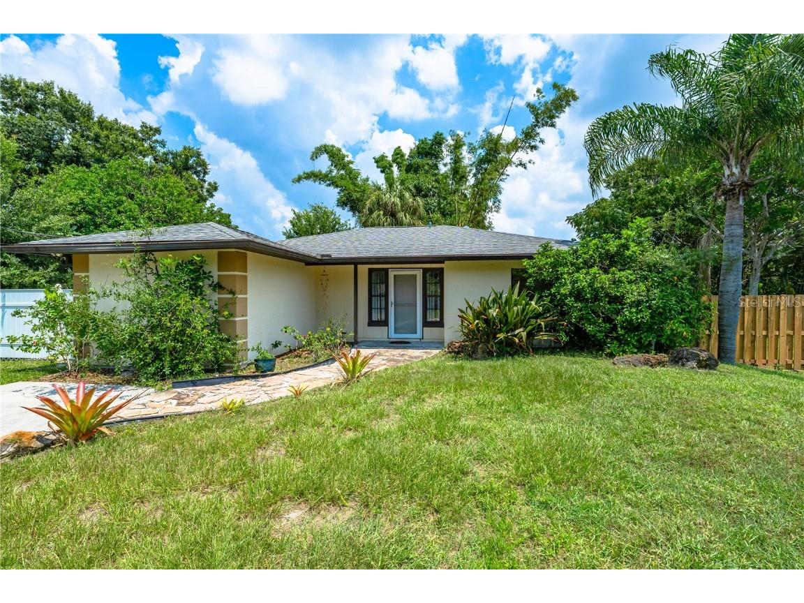 3709 Alden Way Sarasota FL 34232 - FLAMINGO LAKE A4647375 image1