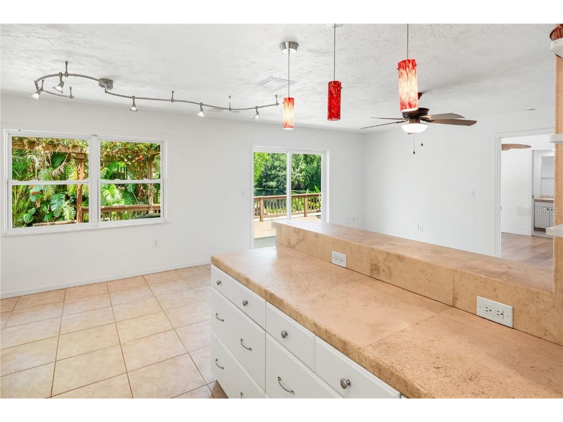 3709 Alden Way Sarasota FL 34232 - FLAMINGO LAKE A4647375 image15