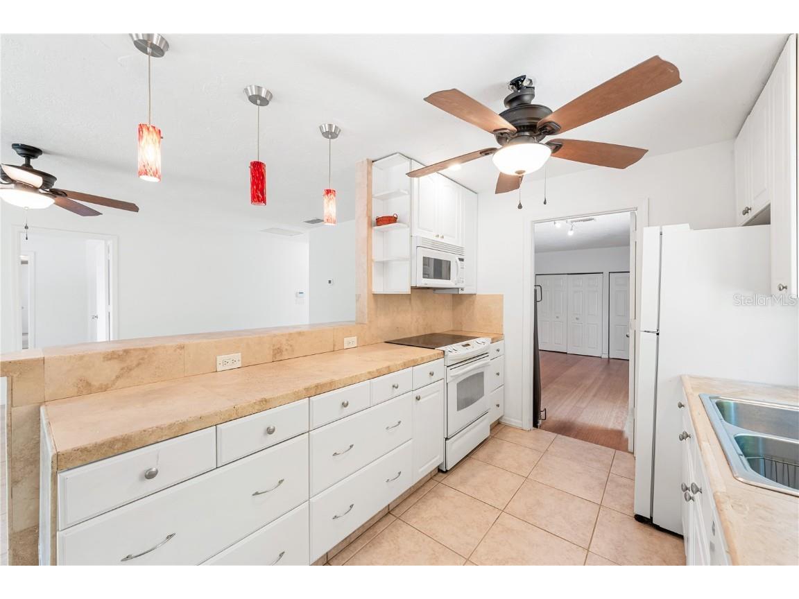 3709 Alden Way Sarasota FL 34232 - FLAMINGO LAKE A4647375 image16