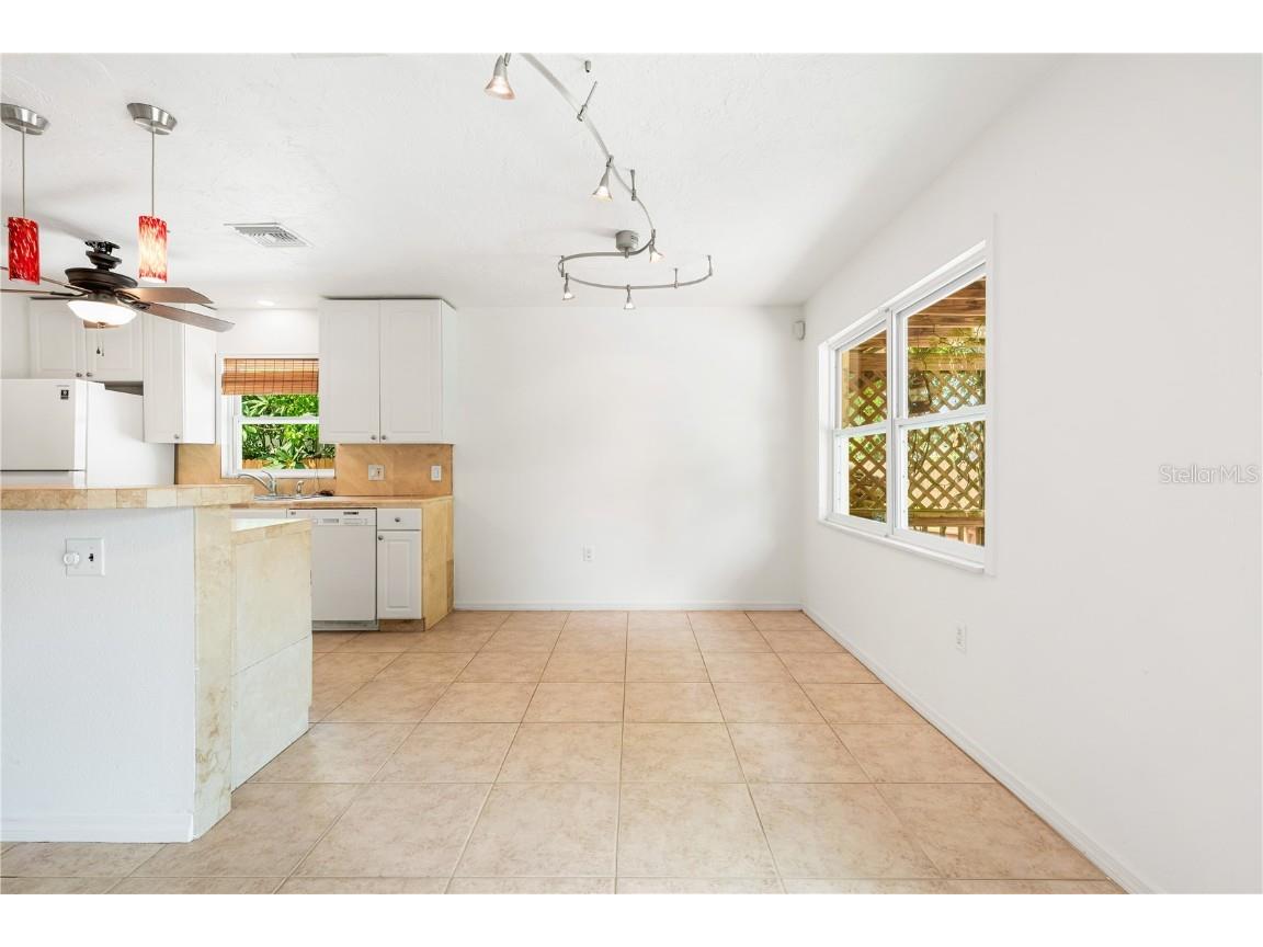 3709 Alden Way Sarasota FL 34232 - FLAMINGO LAKE A4647375 image9