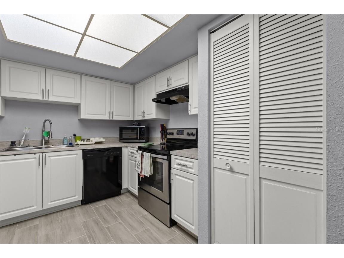 3709 Greenery Court #209 Tampa FL 33618 TB8377644 image2