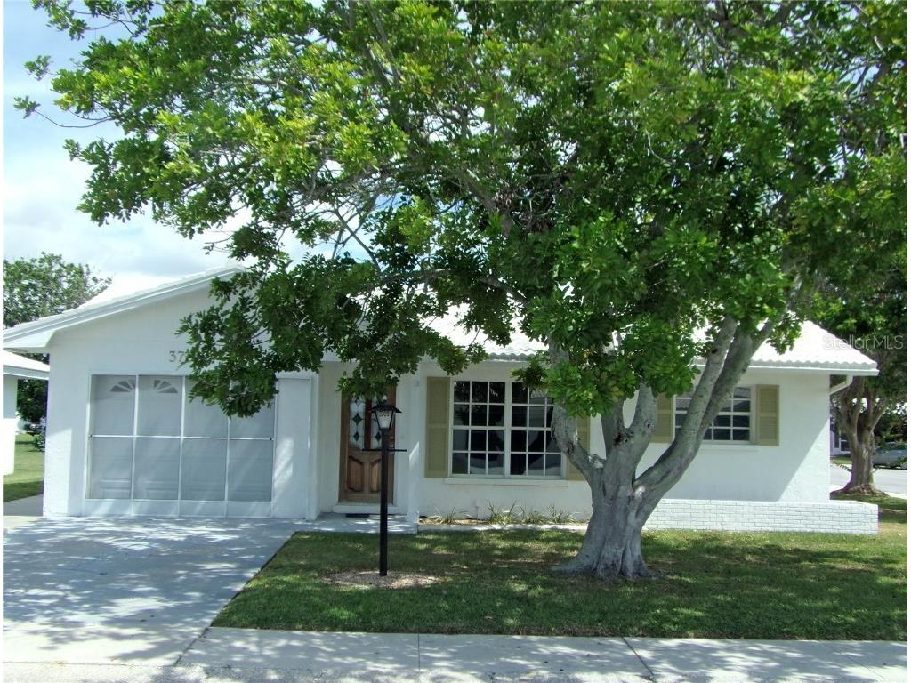 3709 Joyce Drive Bradenton FL 34208 A4584063 image1