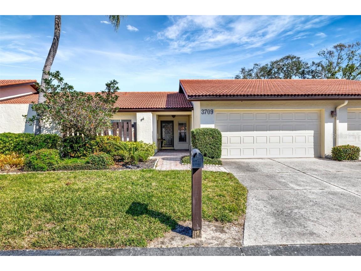 3709 Miguel Way #8602 Sarasota FL 34232 A4638424 image1
