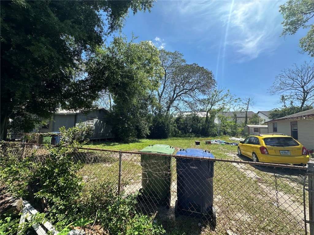 3709 N Whittier Street Tampa FL 33619 T3519806 image1