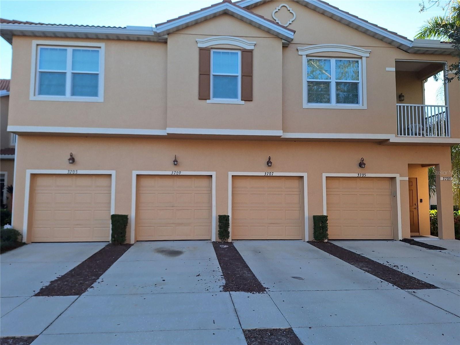 3709 Parkridge Circle #7-204 Sarasota FL 34243 N6142325 image1