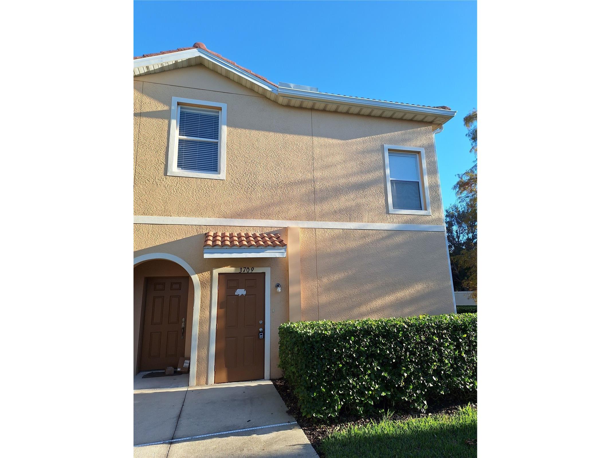 3709 Parkridge Circle #7-204 Sarasota FL 34243 N6142325 image2