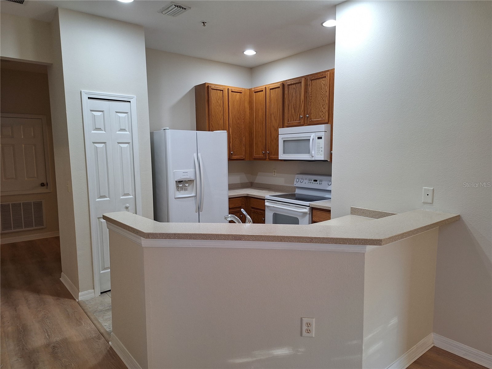 3709 Parkridge Circle #7-204 Sarasota FL 34243 N6142325 image7