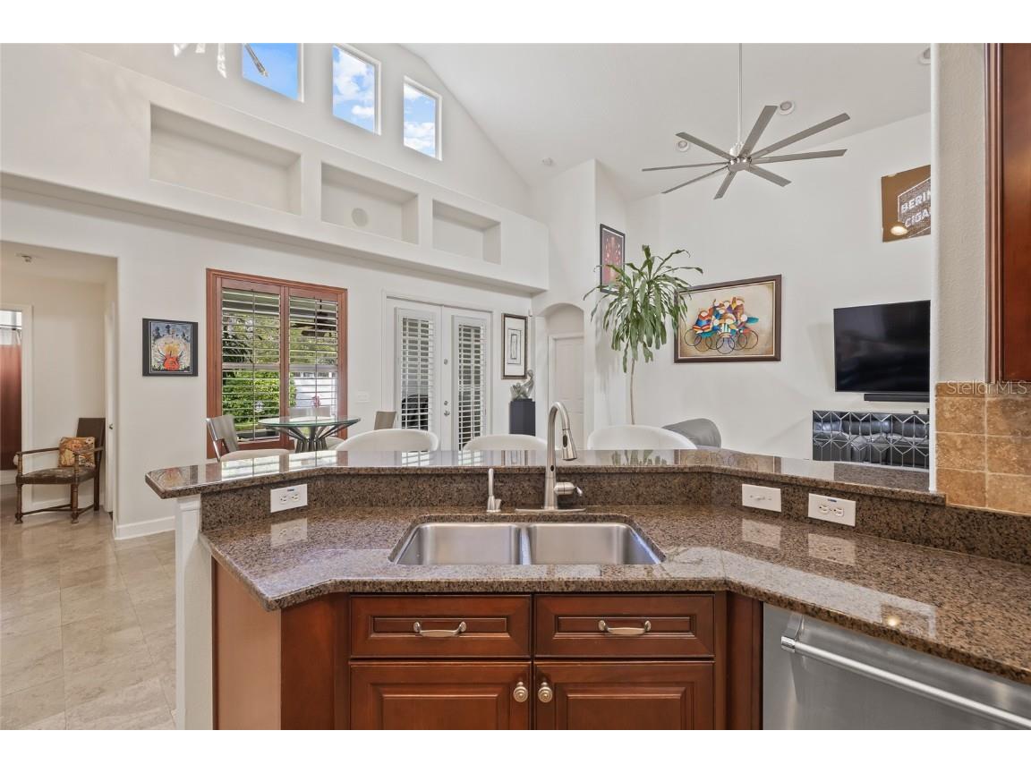 3709 W Horatio Street Tampa FL 33609 TB8432649 image4