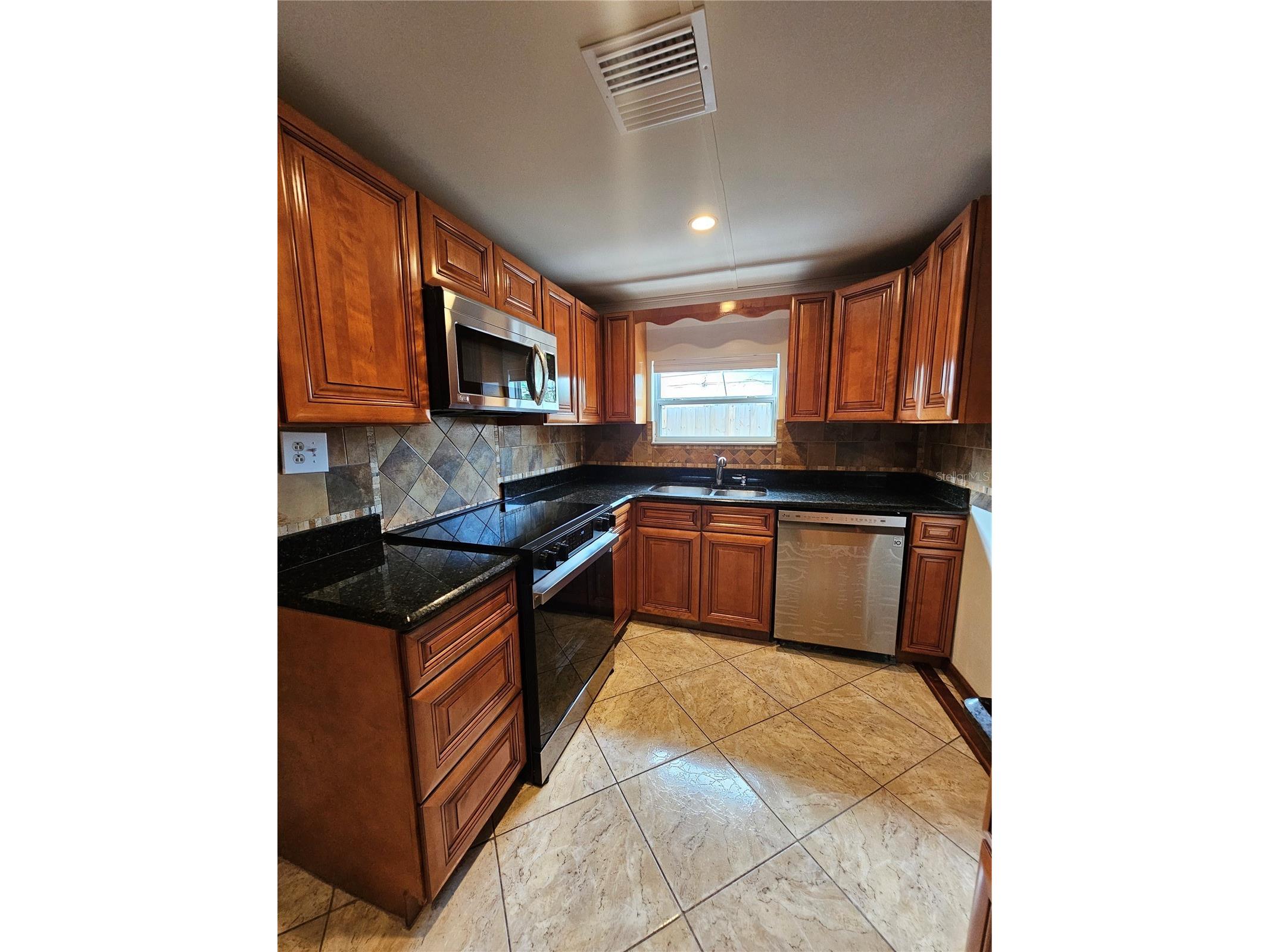 3709 Westgate Road Orlando FL 32808 O6411528 image5