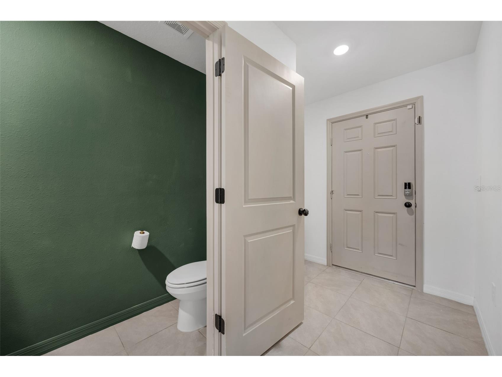 37092 Kings Crown Drive Zephyrhills FL 33541 W7884352 image7