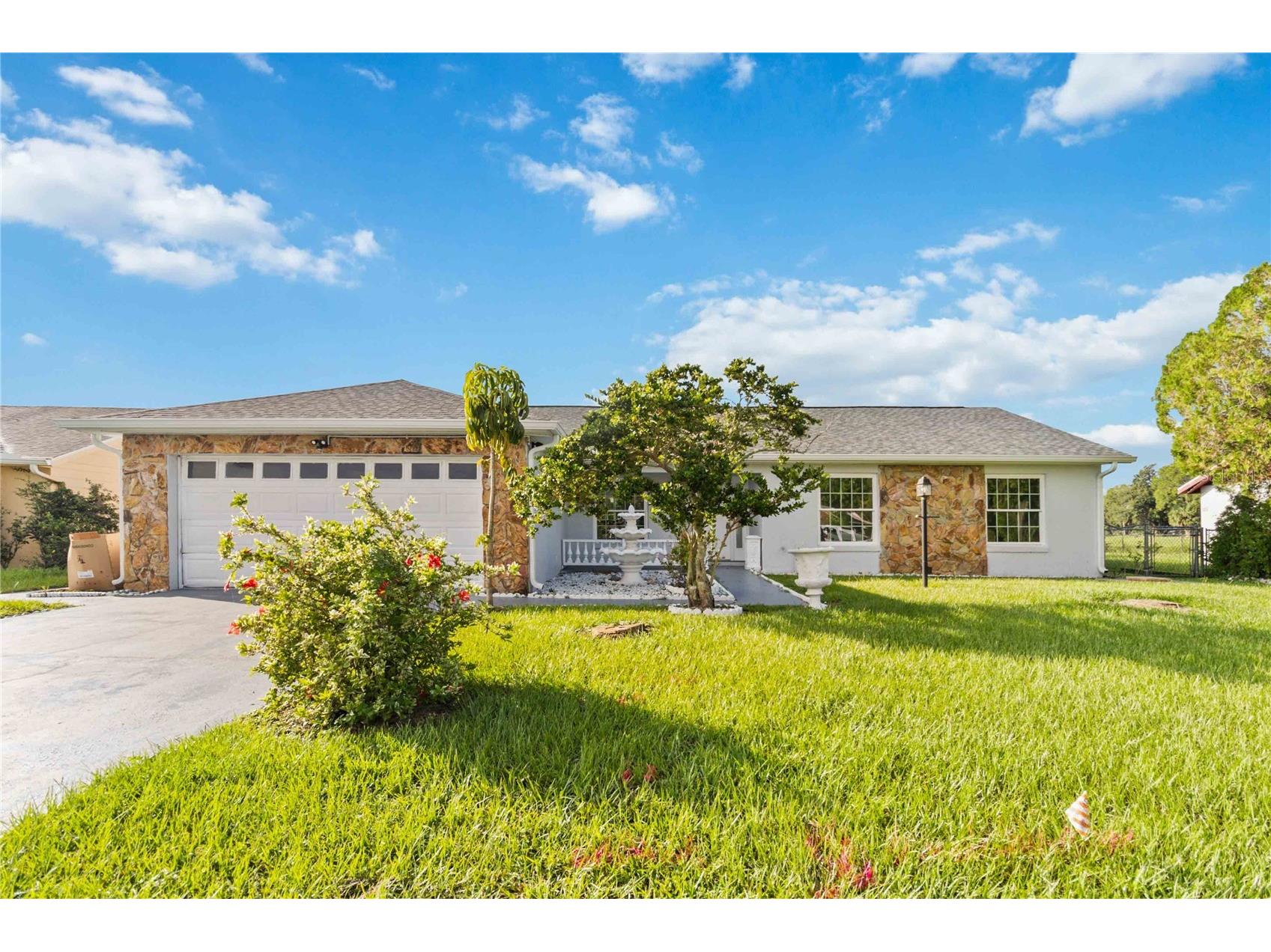 371 Buttonwood Drive Kissimmee FL 34743 S5133492 image1