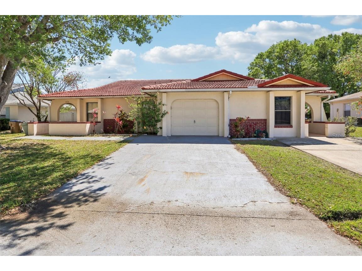 371 Cocoa Court Kissimmee FL 34758 O6188632 image1