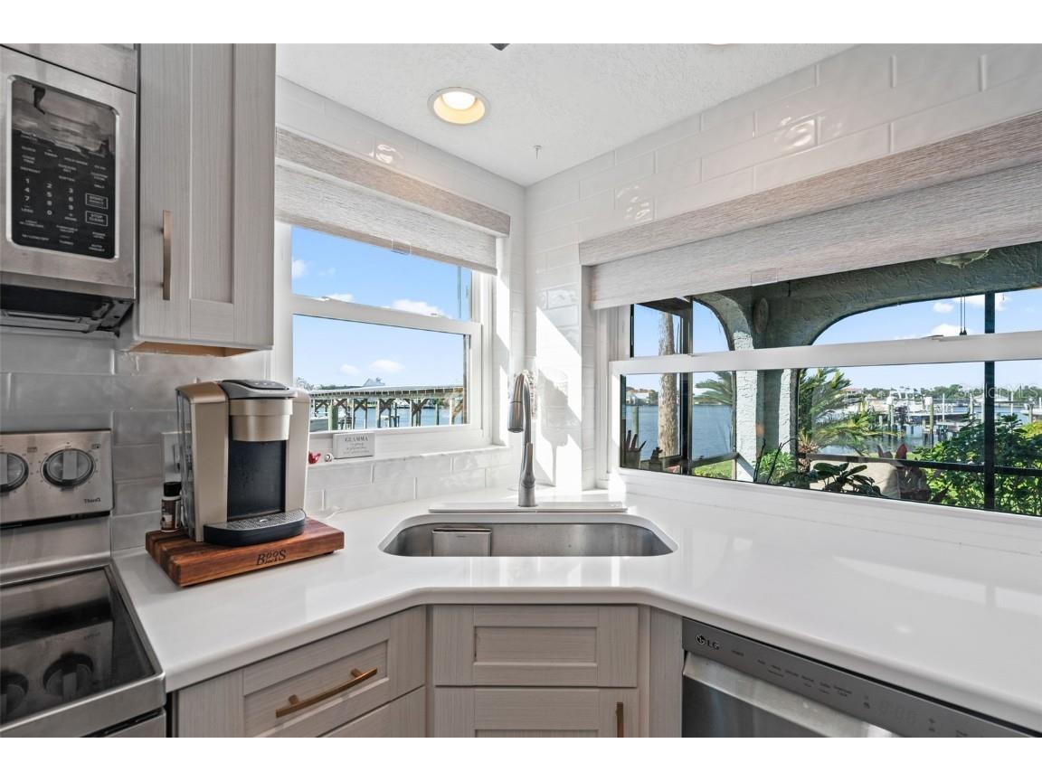 371 NW 14th Place Crystal River FL 34428 OM712039 image16