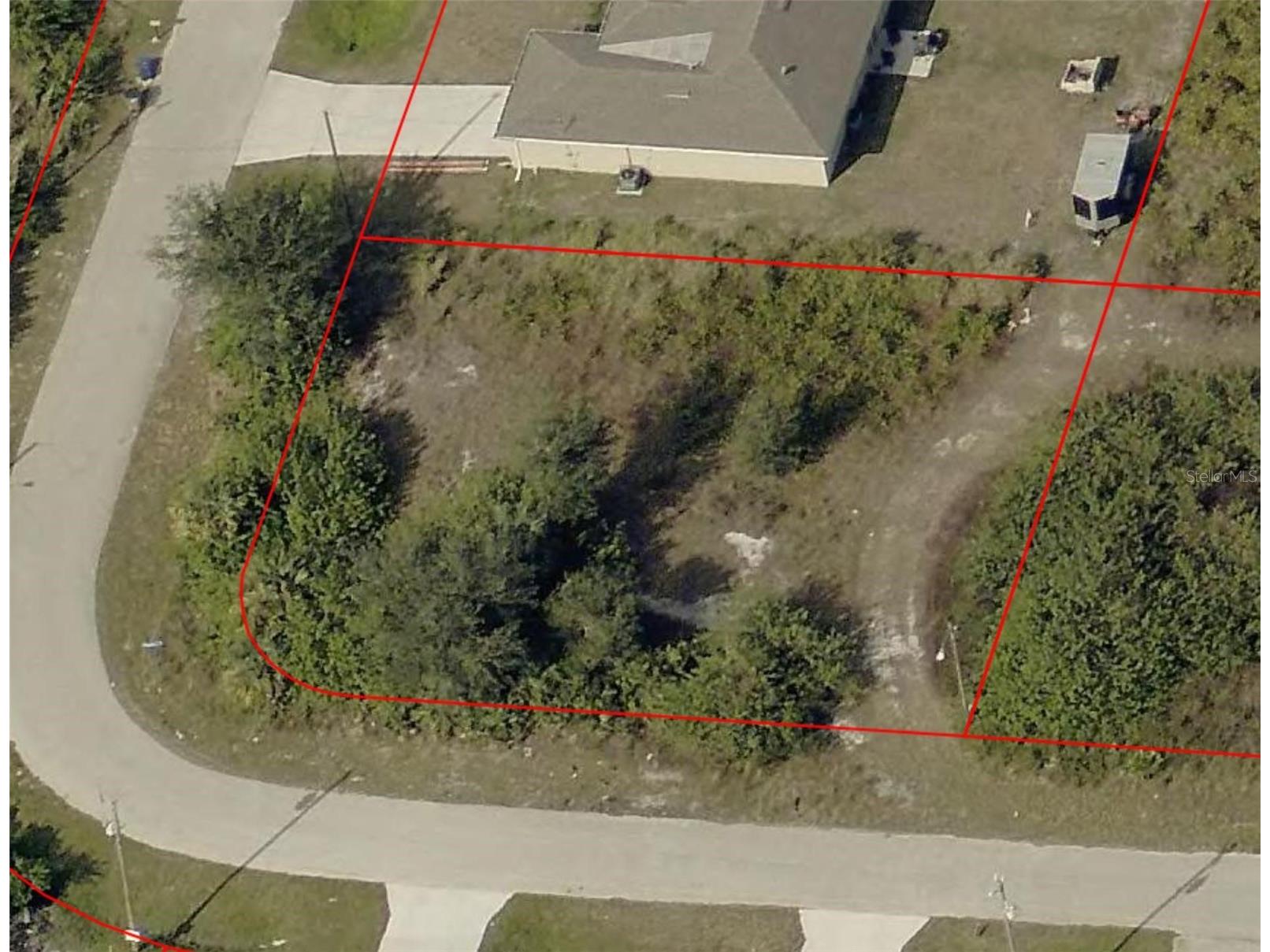 371 Pinafore Avenue Lehigh Acres FL 33974 O6390773 image1