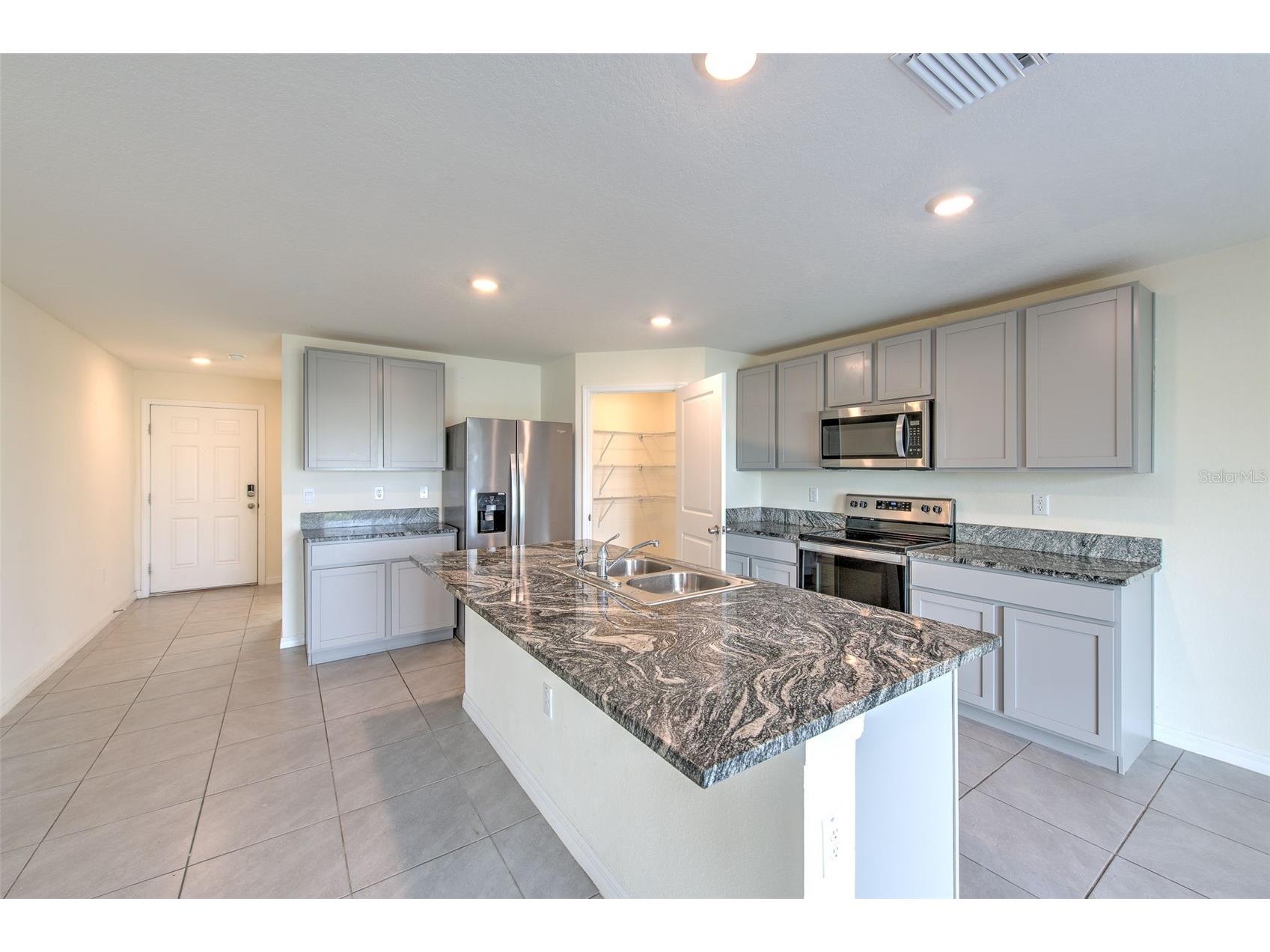 3710 Capri Coast Drive Plant City FL 33565 TB8464336 image32