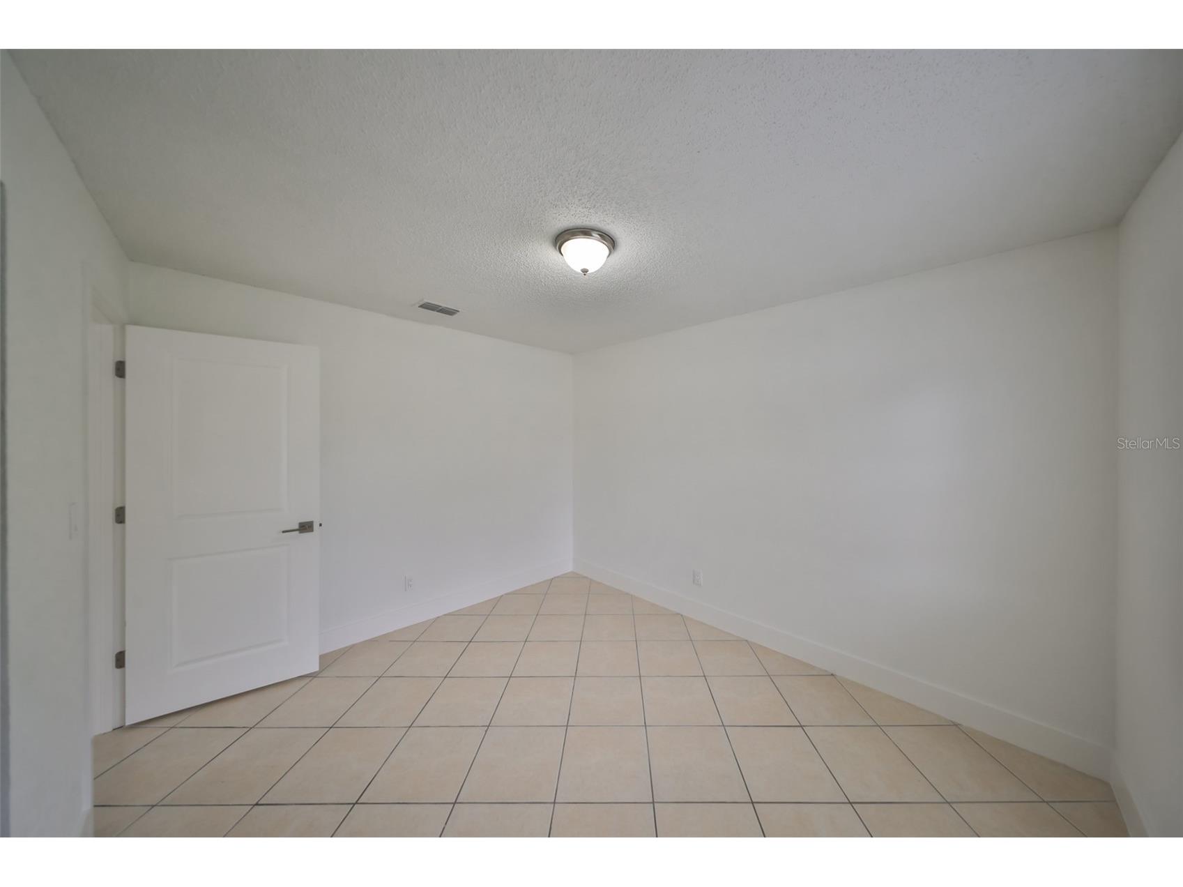 3710 Danny Bryan Boulevard Tampa FL 33619 TB8486126 image16
