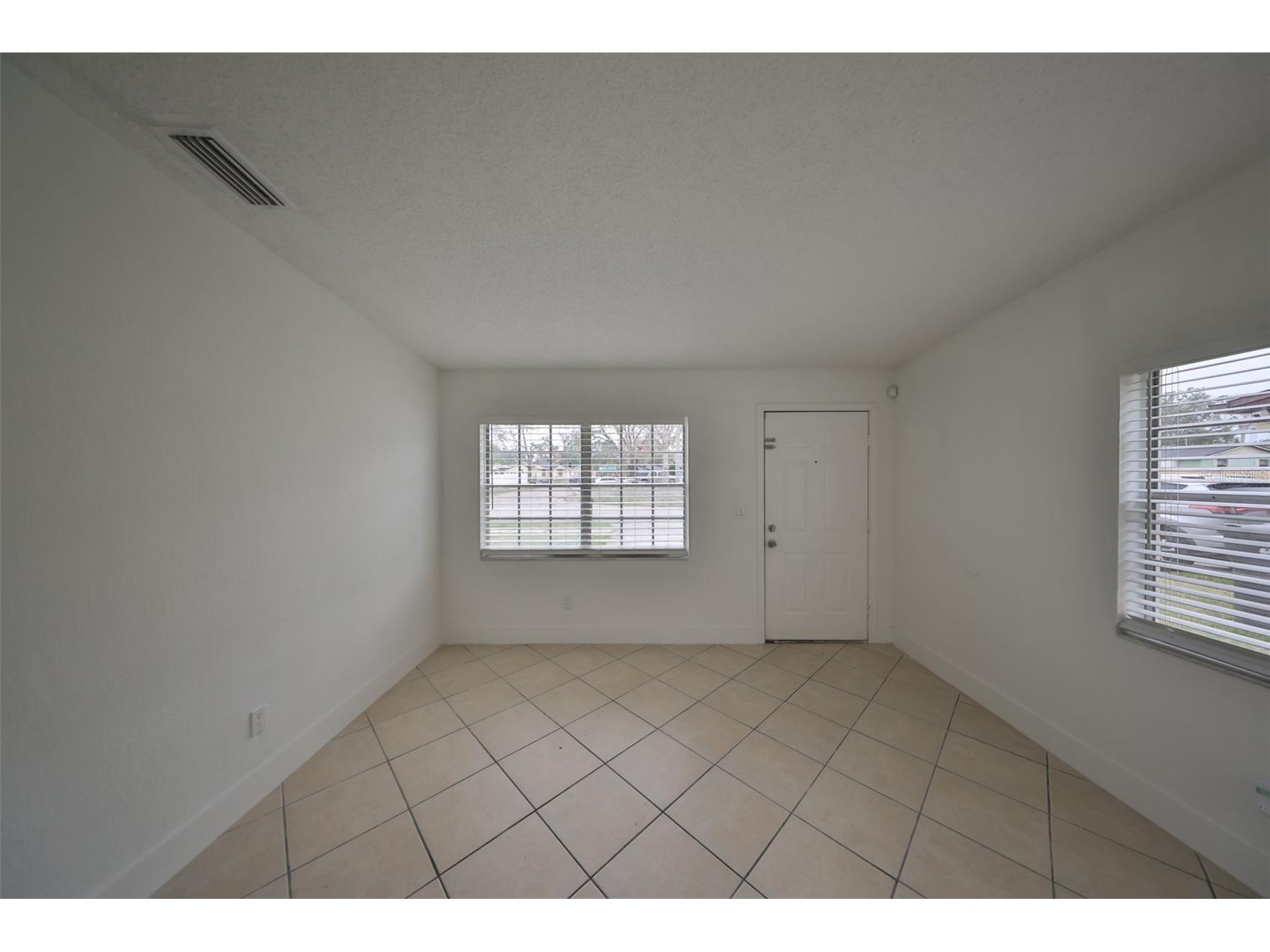 3710 Danny Bryan Boulevard Tampa FL 33619 TB8486126 image17