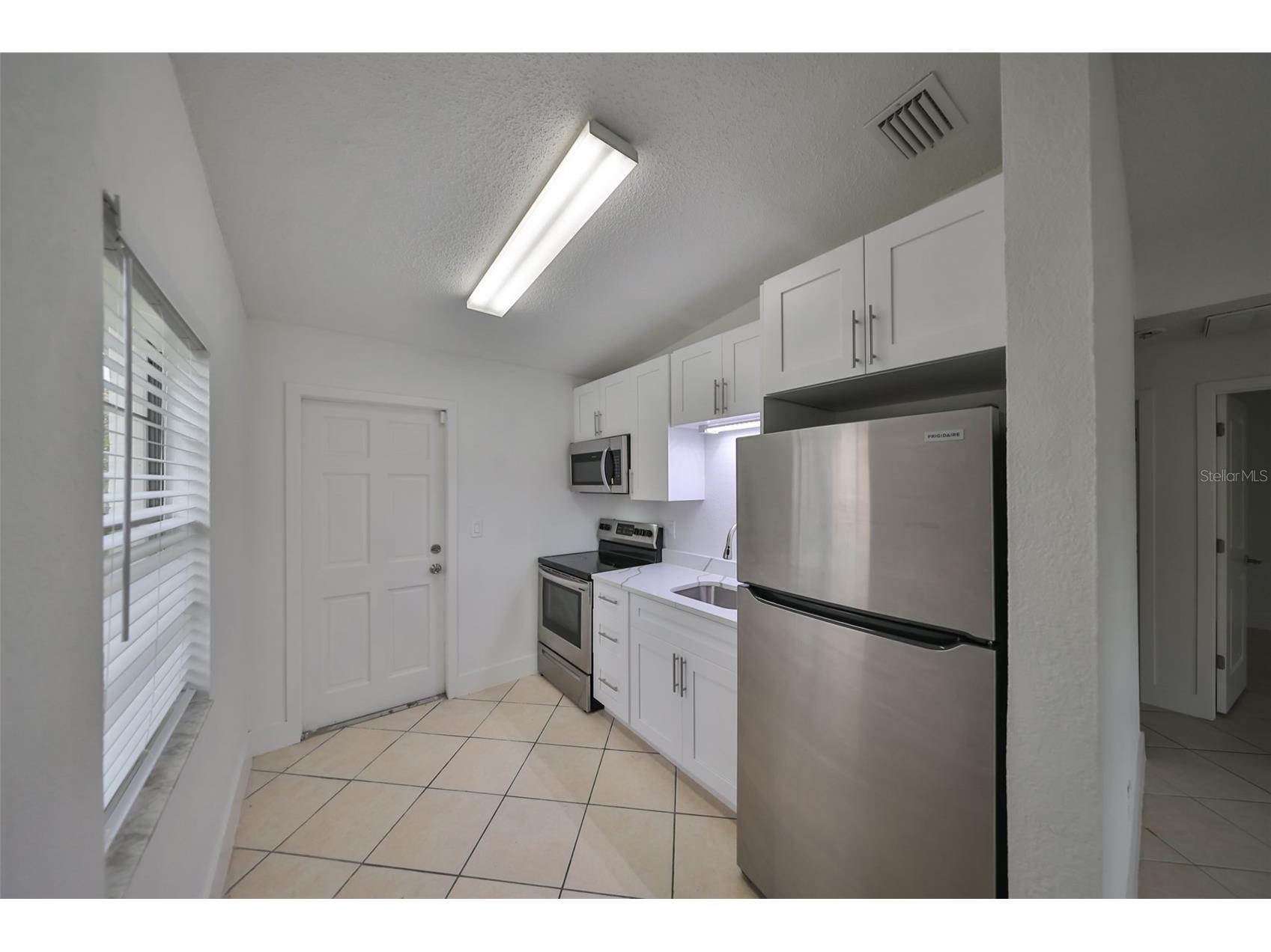 3710 Danny Bryan Boulevard Tampa FL 33619 TB8486126 image4