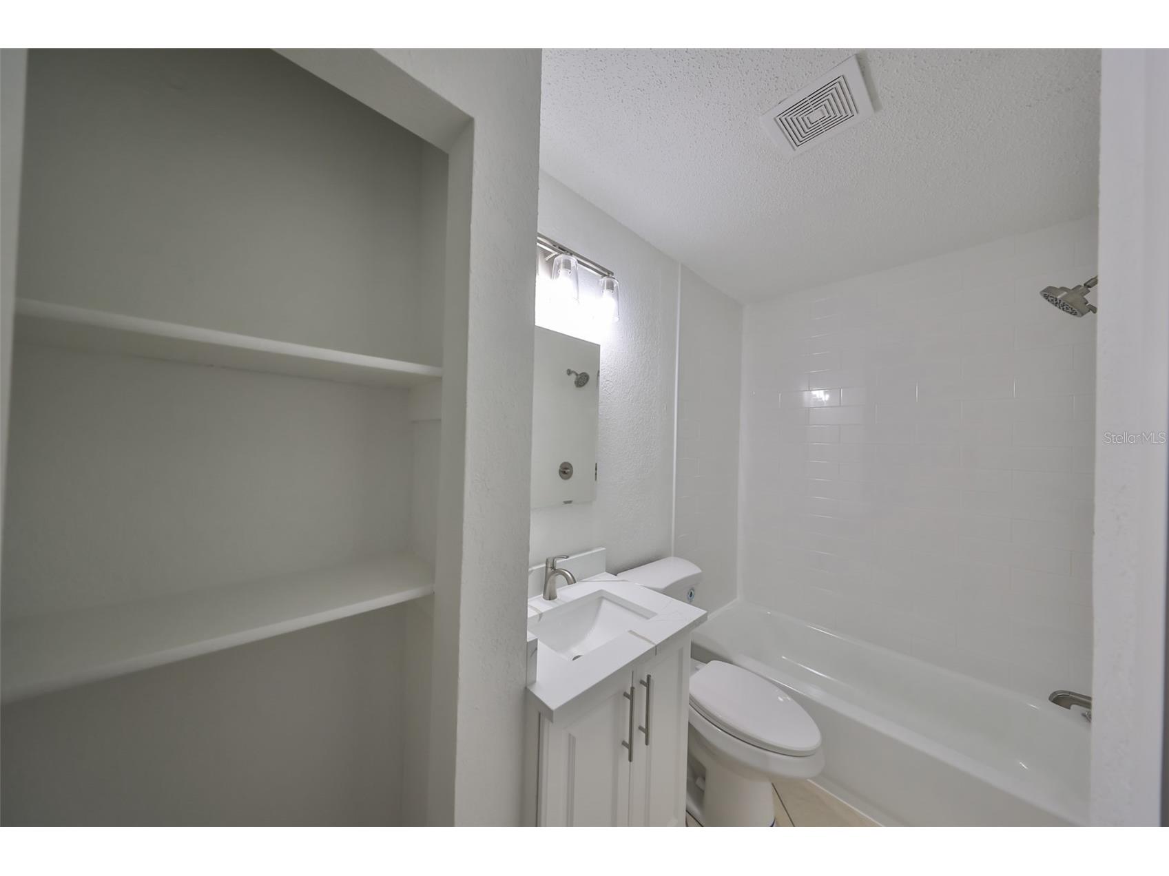 3710 Danny Bryan Boulevard Tampa FL 33619 TB8486126 image6
