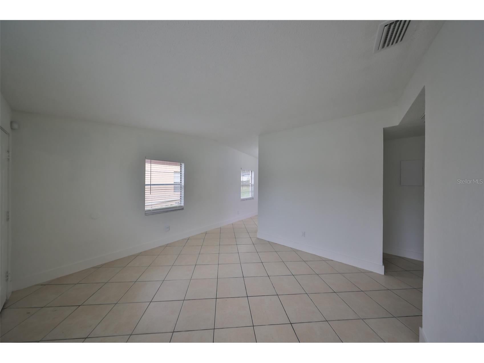 3710 Danny Bryan Boulevard Tampa FL 33619 TB8486126 image9