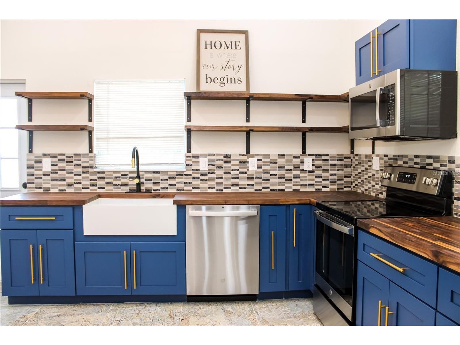 3710 De Soto Boulevard Palm Harbor FL 34683 TB8507981 image4