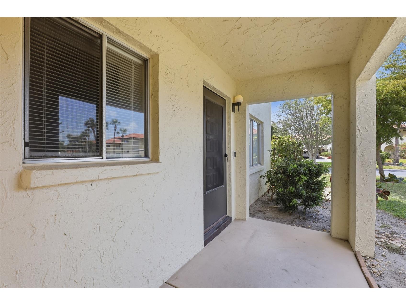 3710 El Poinier Court #511 Sarasota FL 34232 A4691115 image5