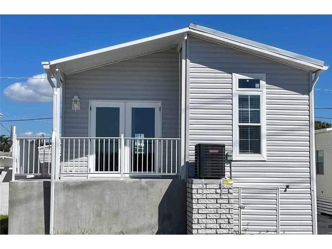 3710 Gulf Of Mexico Drive #A-19 Longboat Key FL 34228 - GULF OF MEXICO AND SARASOTA BA A4586822 image1