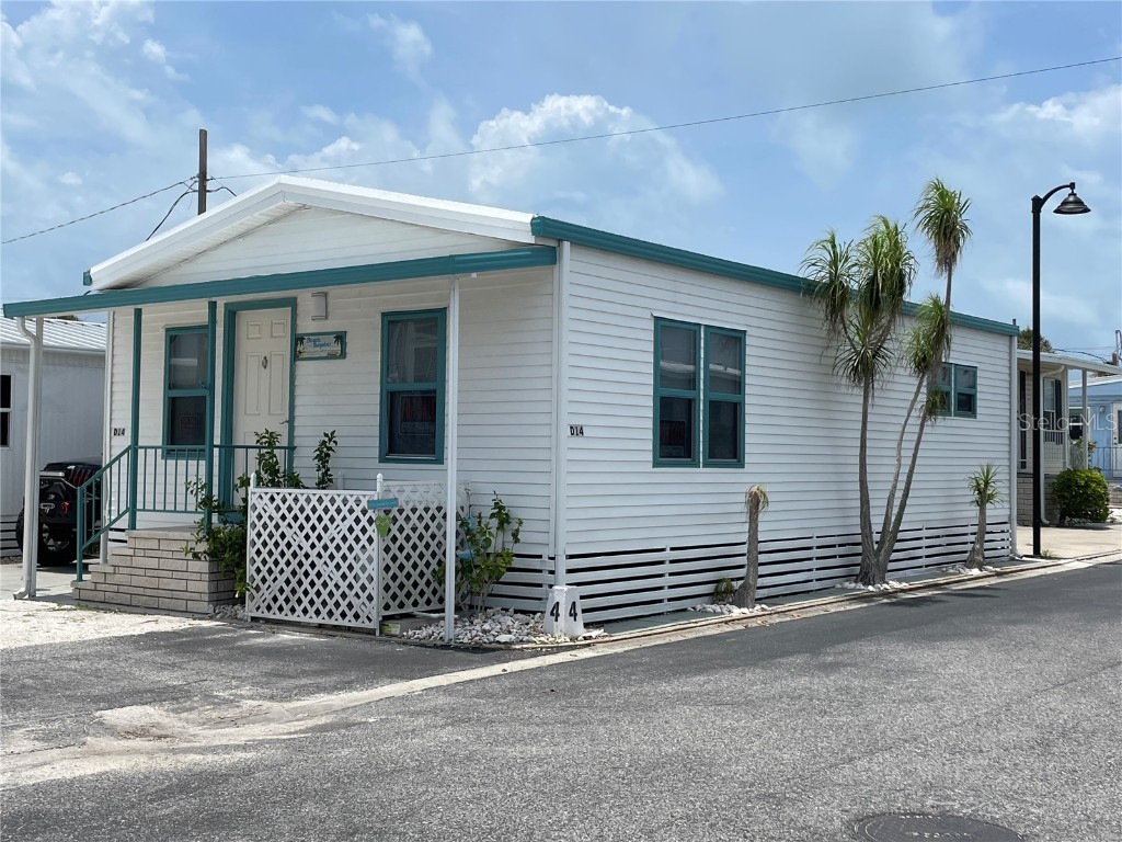 3710 Gulf Of Mexico Drive #D14 Longboat Key FL 34228 - SARASOTA BAY O6092027 image1
