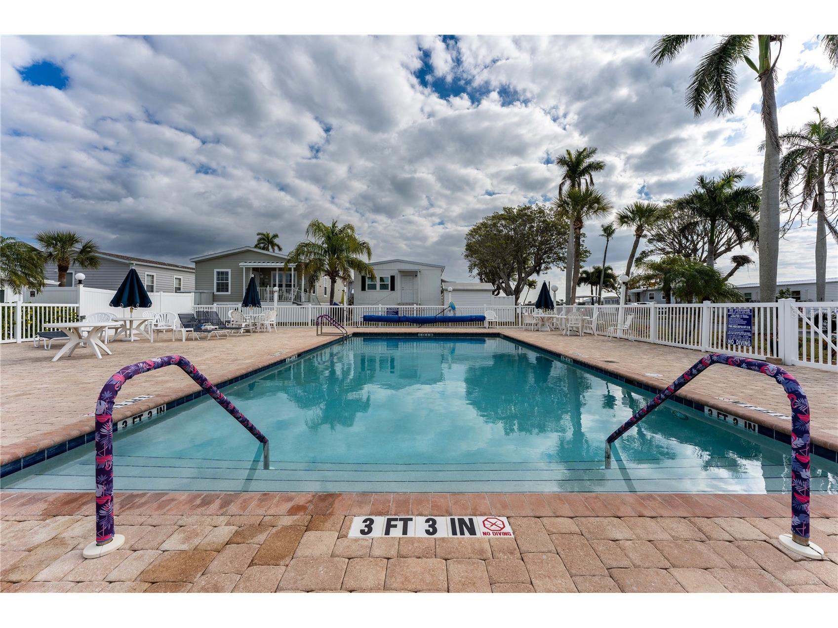 3710 Gulf Of Mexico Drive #F2 Longboat Key FL 34228 A4681154 image21