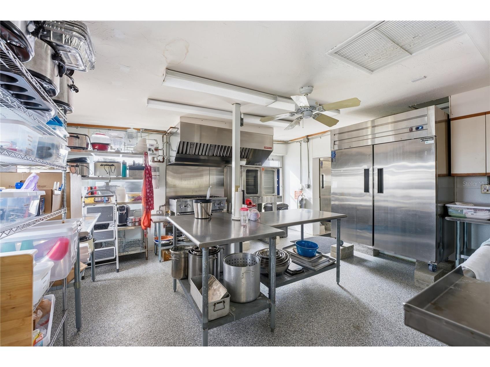 3710 Gulf Of Mexico Drive #F2 Longboat Key FL 34228 A4681154 image26