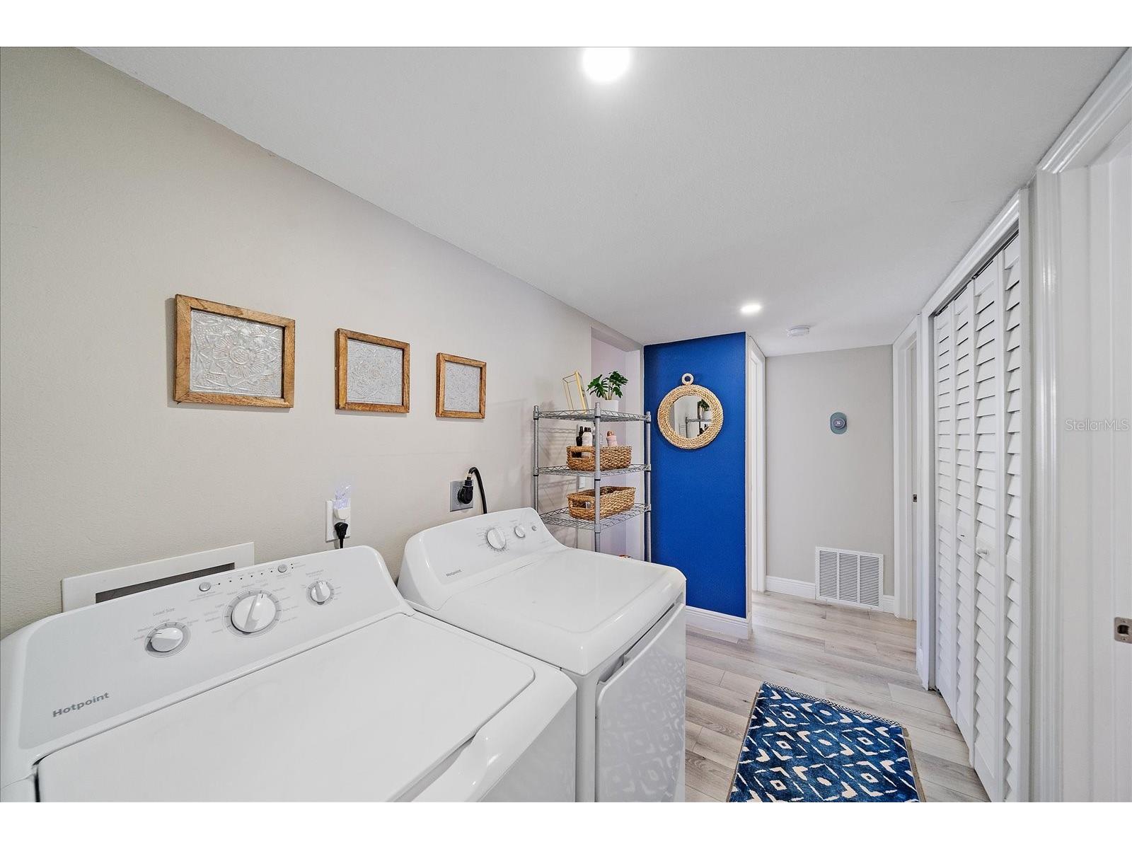 3710 Iroquois Avenue Sarasota FL 34234 A4679926 image15