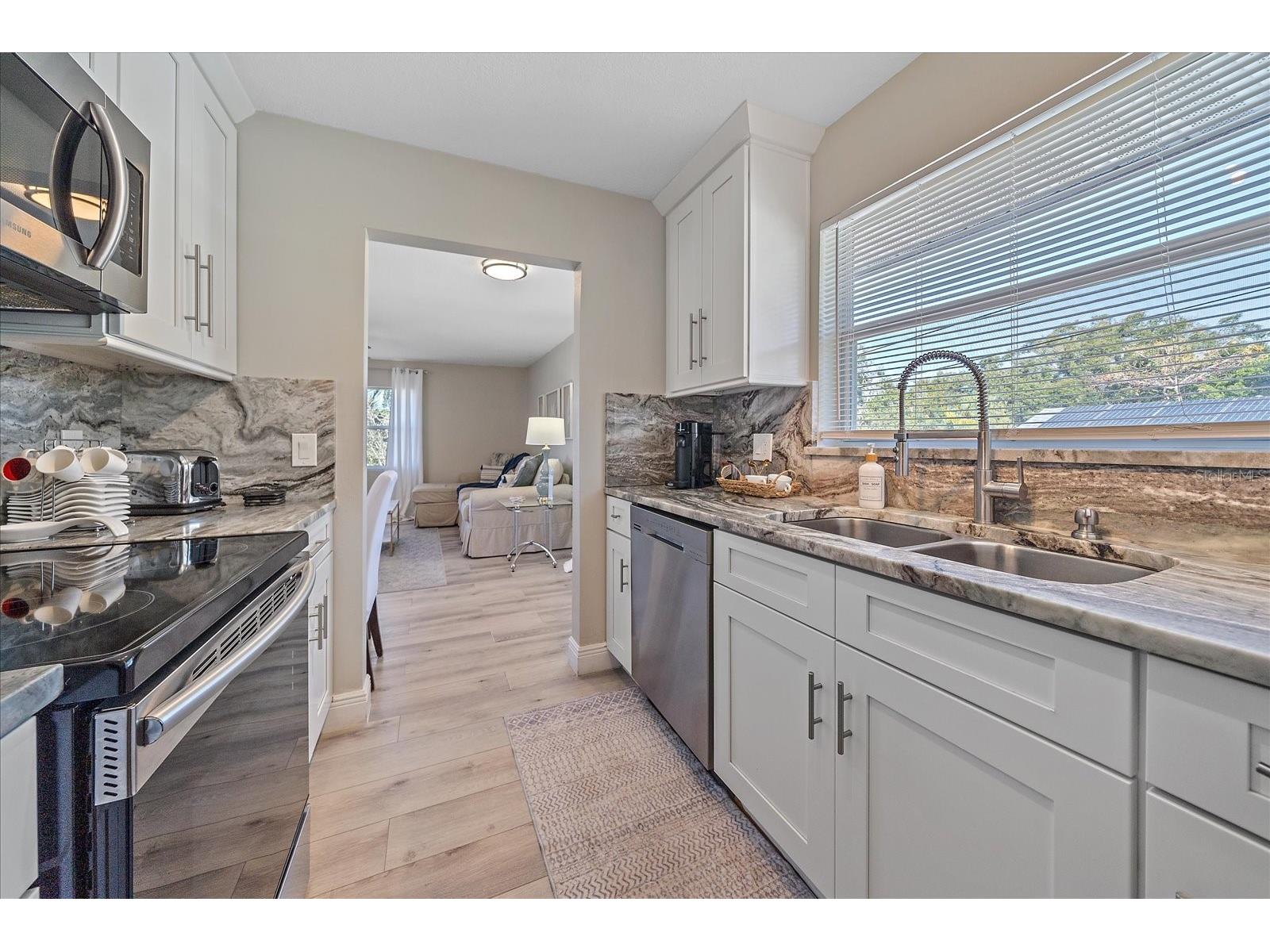 3710 Iroquois Avenue Sarasota FL 34234 A4679926 image26